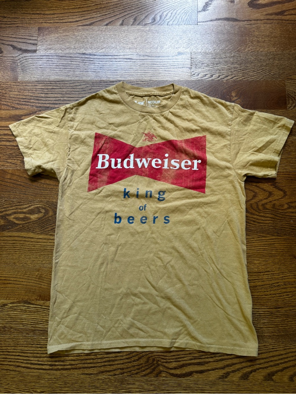 Brew City Budweiser King of Beers Graphic Tee Men M Tan Retro Distressed